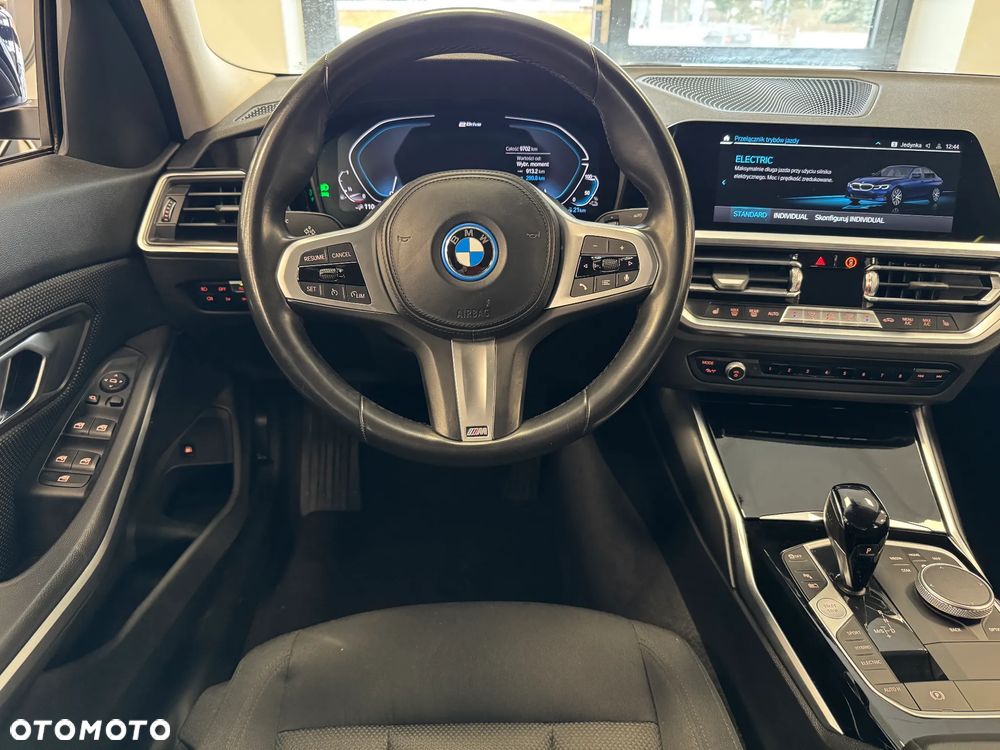 BMW Seria 3 - 21