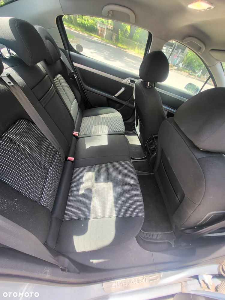 Peugeot 407 1.6 HDi Presence - 6