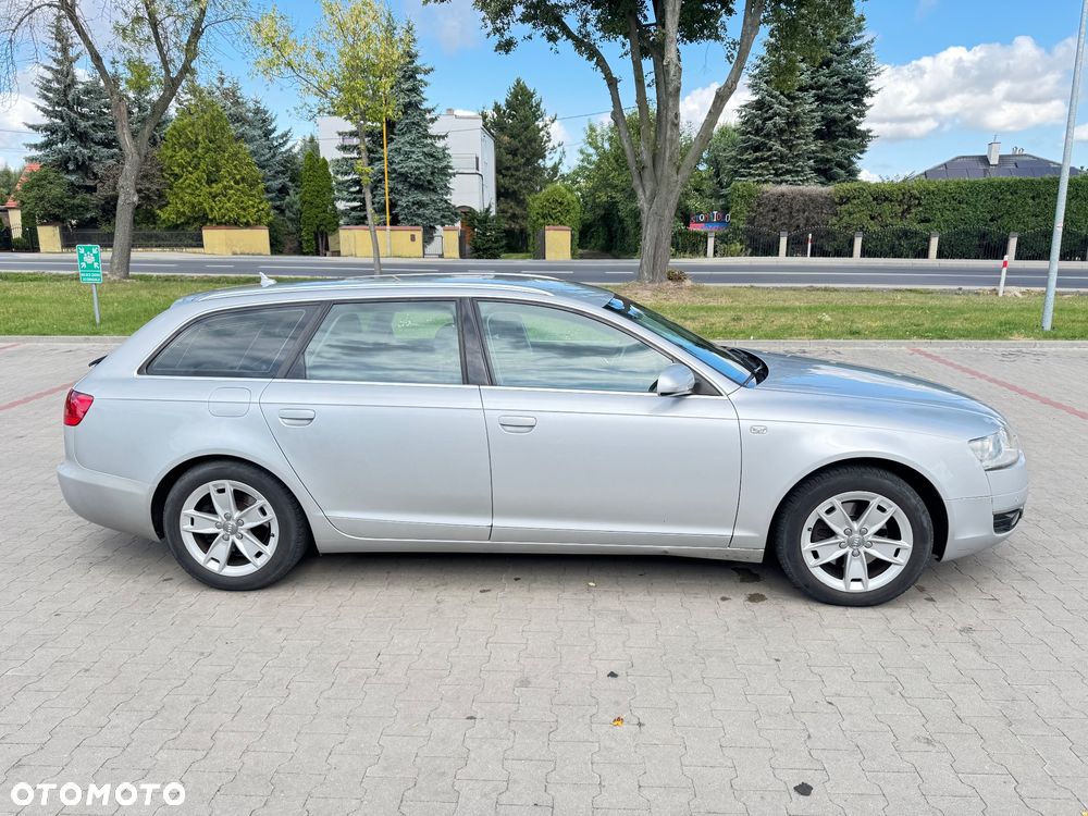 Audi A6 - 4