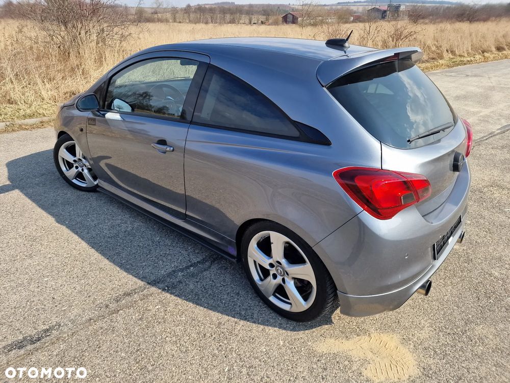 Opel Corsa 1.6 Turbo OPC - 9