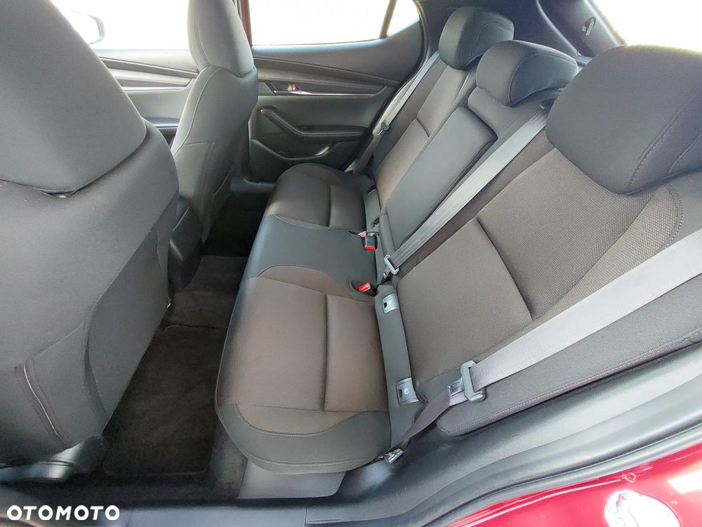 Mazda 3 2.0 mHEV Hikari - 9