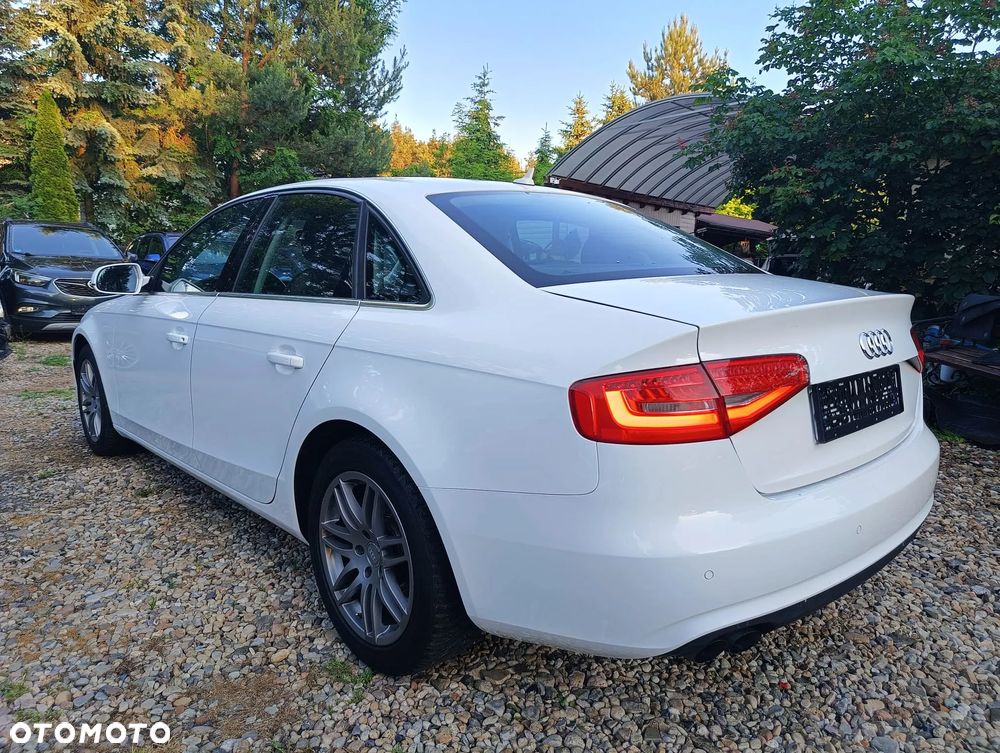 Audi A4 Limousine 2.0 TDI DPF Ambition - 31