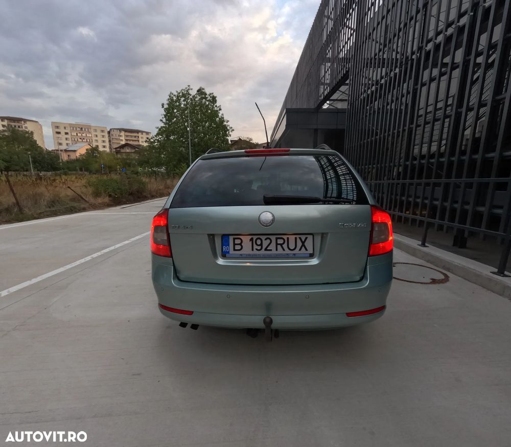 Skoda Octavia Combi 1.6 TDI Elegance 4x4 - 6