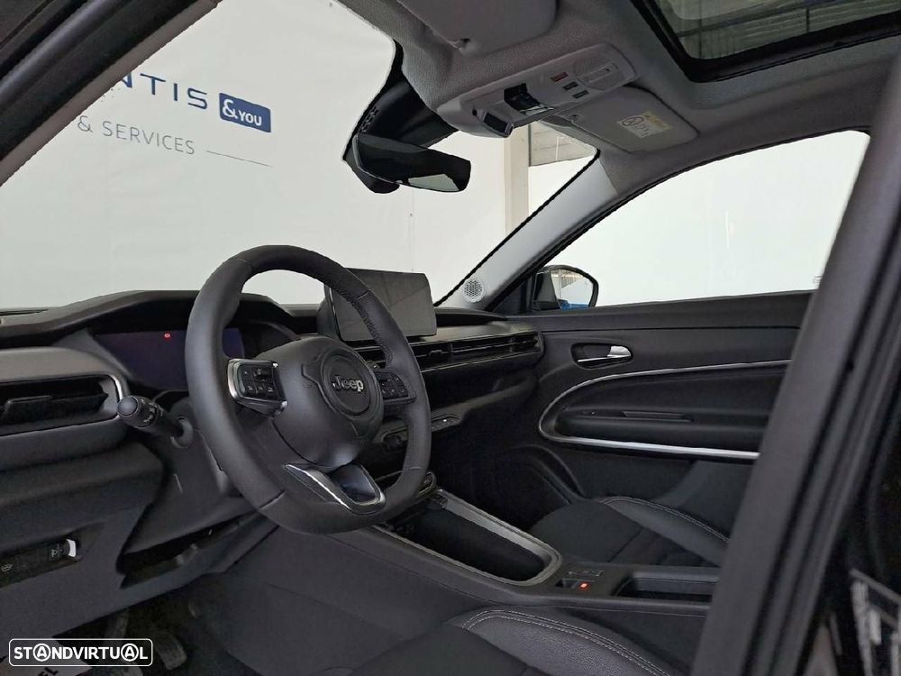 Jeep Avenger 54 kWh Altitude - 8