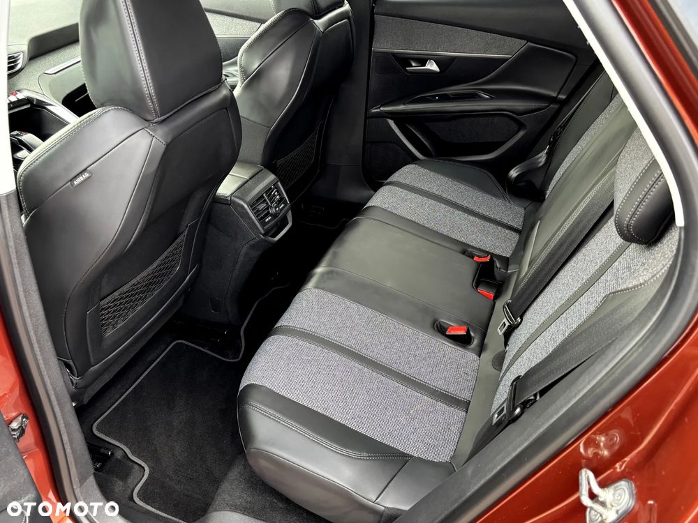 Peugeot 3008 THP 165 EAT6 Stop & Start Allure - 17