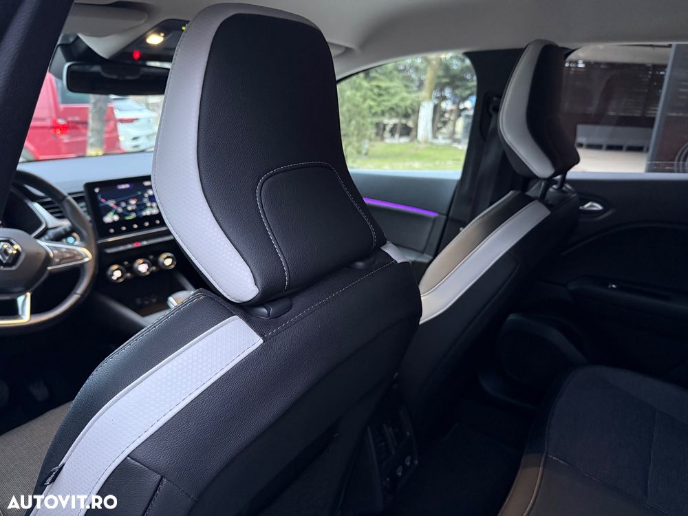 Renault Captur E-TECH 160 INTENS - 10