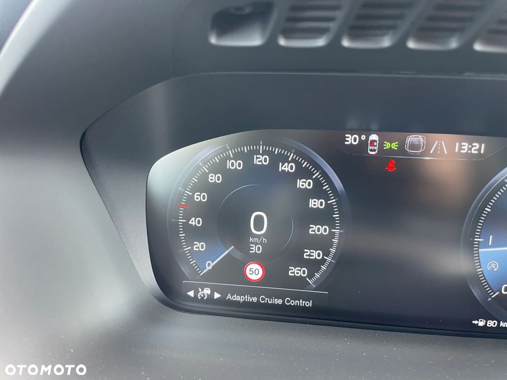 Volvo XC 90 - 30