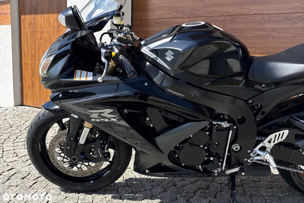 Suzuki GSX-R - 21