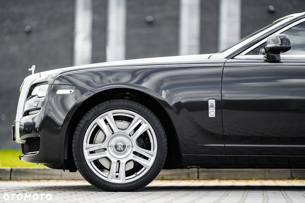 Rolls-Royce Ghost - 22