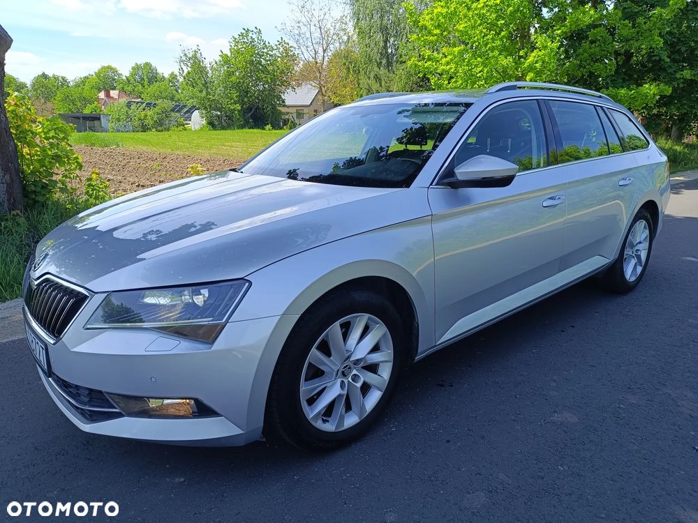 Skoda Superb 2.0 TDI Ambition - 15