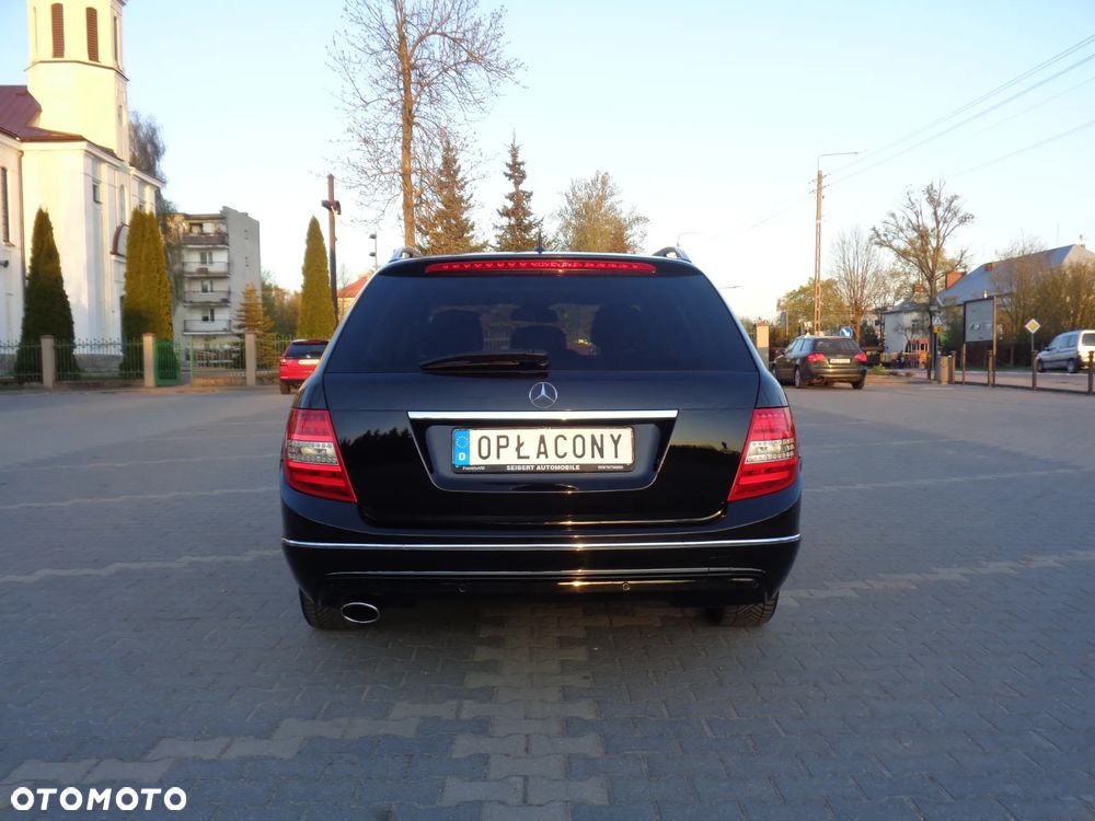 Mercedes-Benz Klasa C 200 (BlueEFFICIENCY) 7G-TRONIC Avantgarde - 24