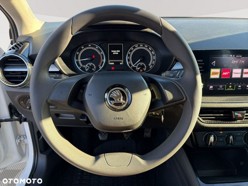 Skoda Fabia 1.0 Ambition - 14