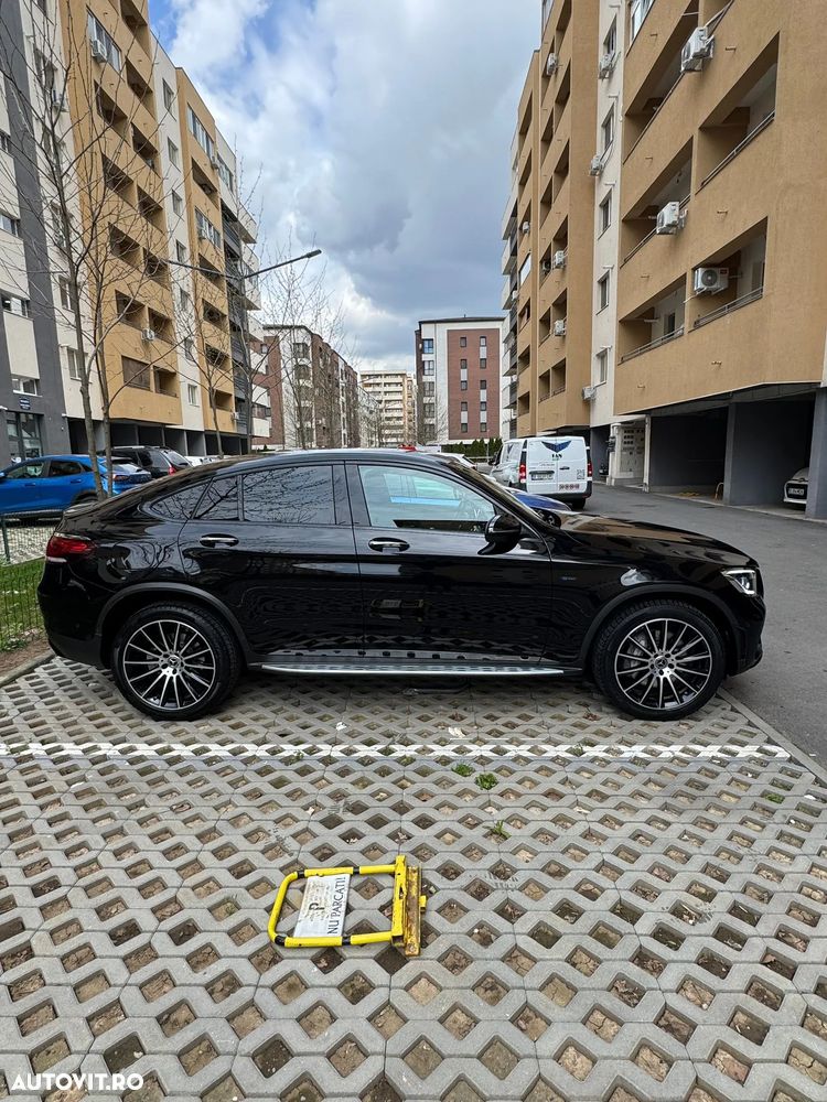 Mercedes-Benz GLC Coupe 300 4MATIC - 11