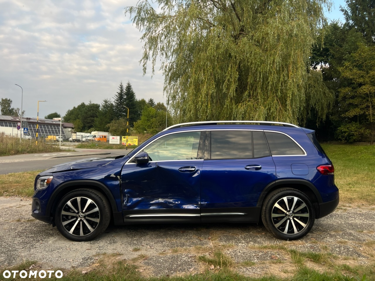 Mercedes-Benz GLB 250 4-Matic 8G-DCT - 11