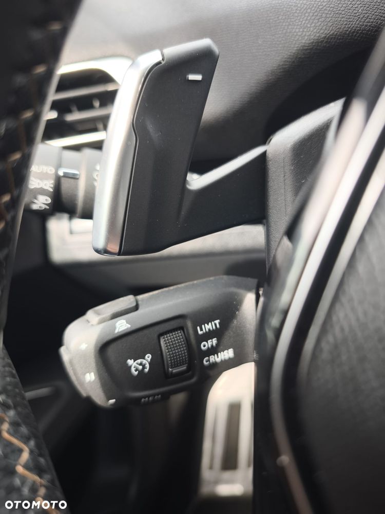 Peugeot 3008 1.5 BlueHDi GT S&S EAT8 - 25