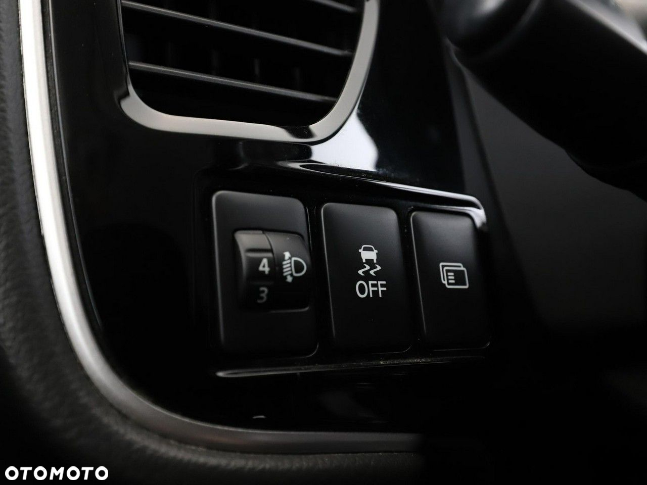 Mitsubishi Outlander - 34