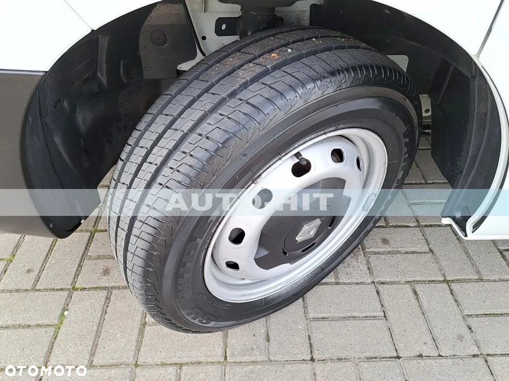 Renault Trafic - 21