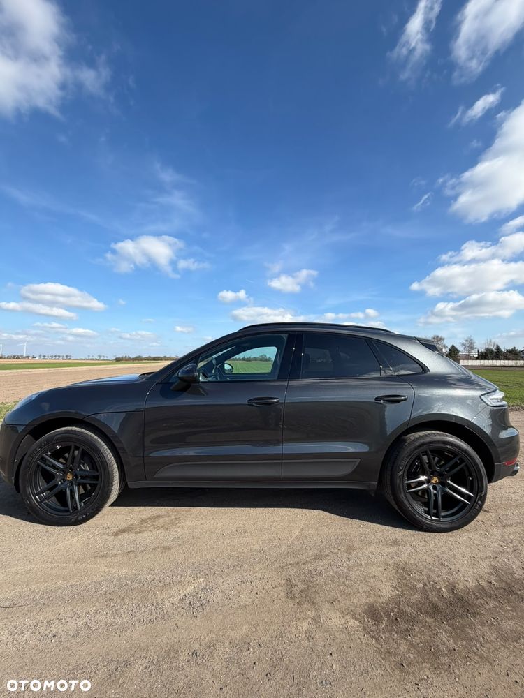 Porsche Macan Standard