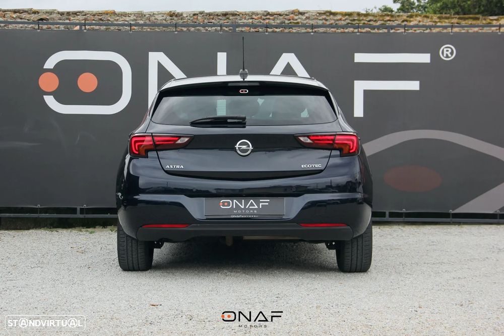 Opel Astra 1.0 Turbo Start/Stop 120 Anos - 11