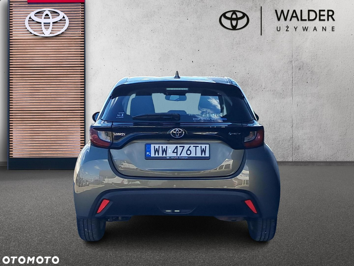 Toyota Yaris - 4