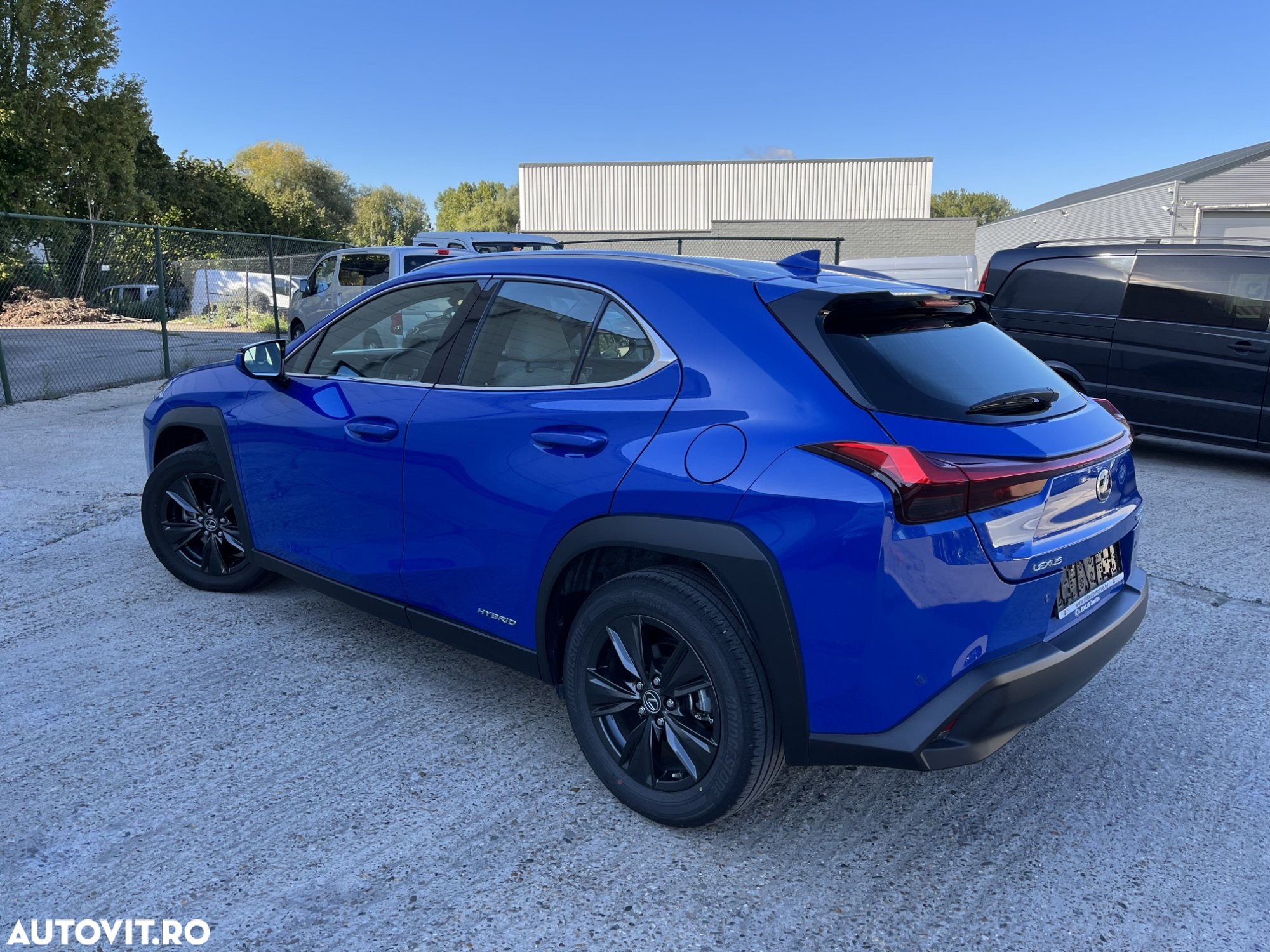 Lexus UX 250h 2.0L HEV 20H- (178 HP) 4X4 CVT Luxury - 17