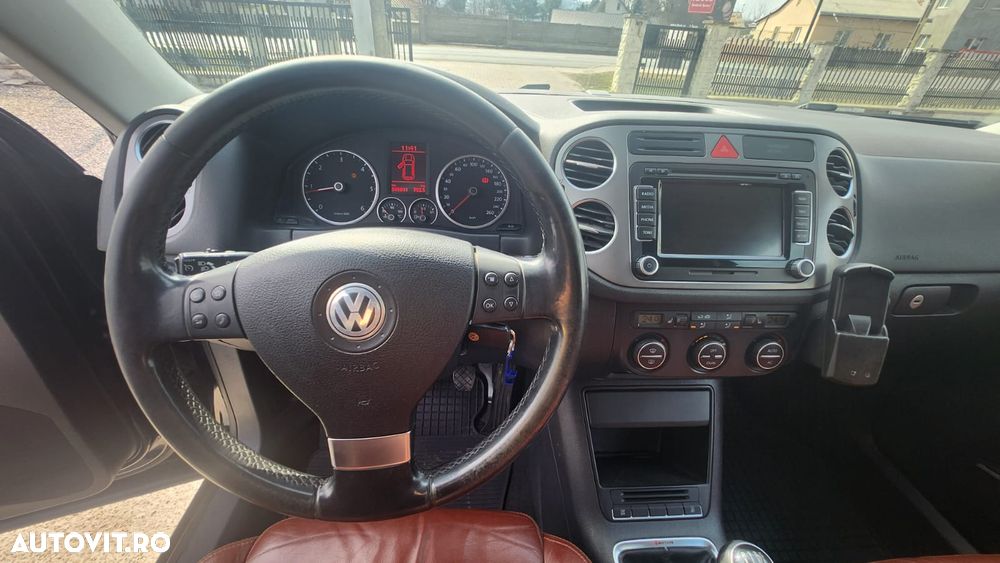Volkswagen Tiguan 2.0 TDI DPF 4Motion Sport & Style - 10