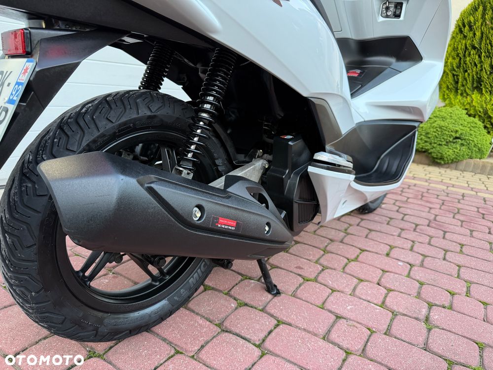 Honda PCX - 9