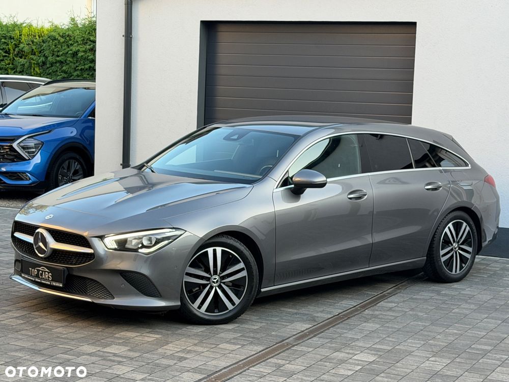 Mercedes-Benz CLA - 12