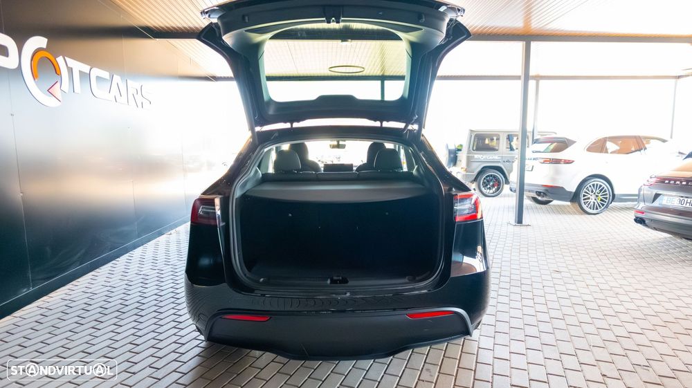 Tesla Model Y Performance Tração Integral - 22