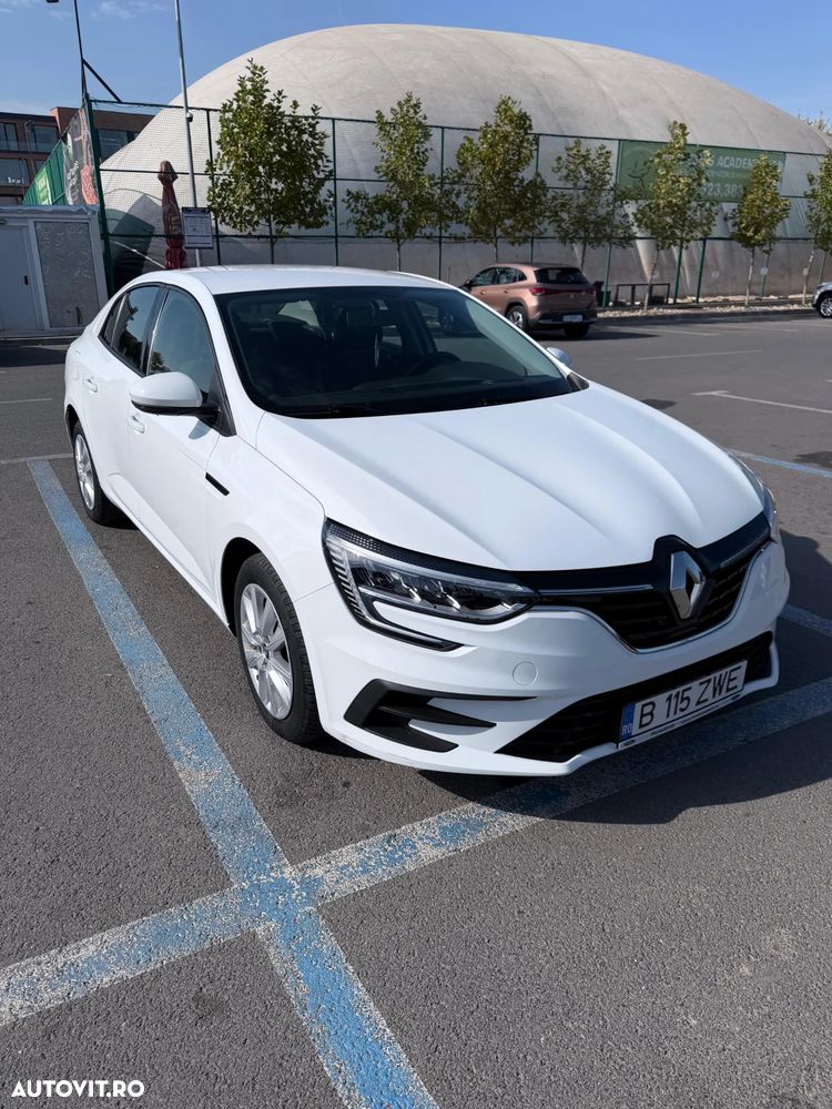 RENAULT Megane 2022 — imagine 3