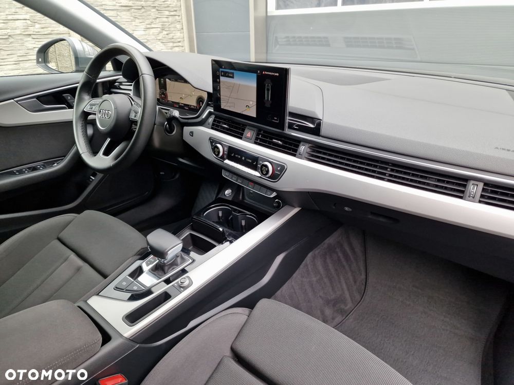 Audi A4 Avant 35 TFSI S tronic - 29