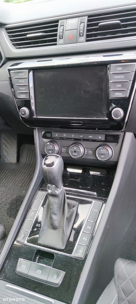 Skoda Superb 2.0 TSI Style DSG - 14