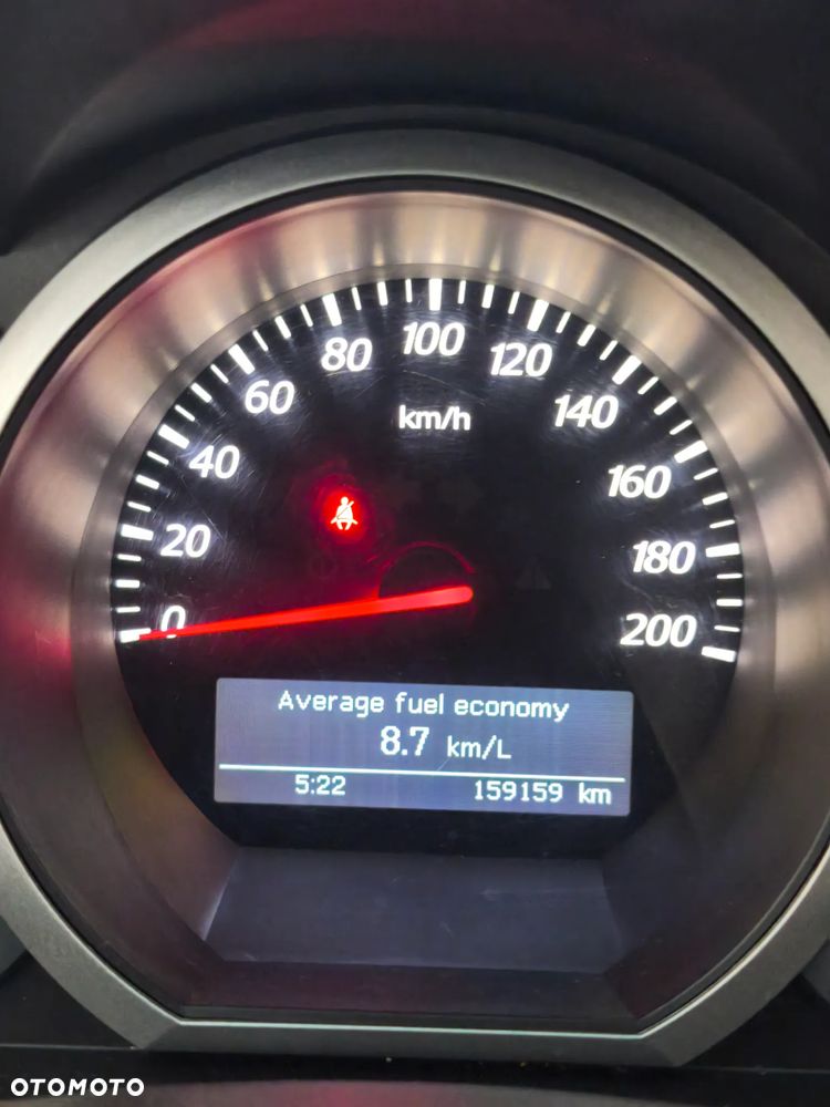 Suzuki Grand Vitara 2.0 - 9