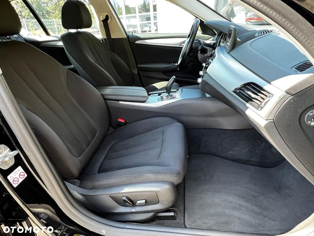 BMW Seria 5 520d - 19