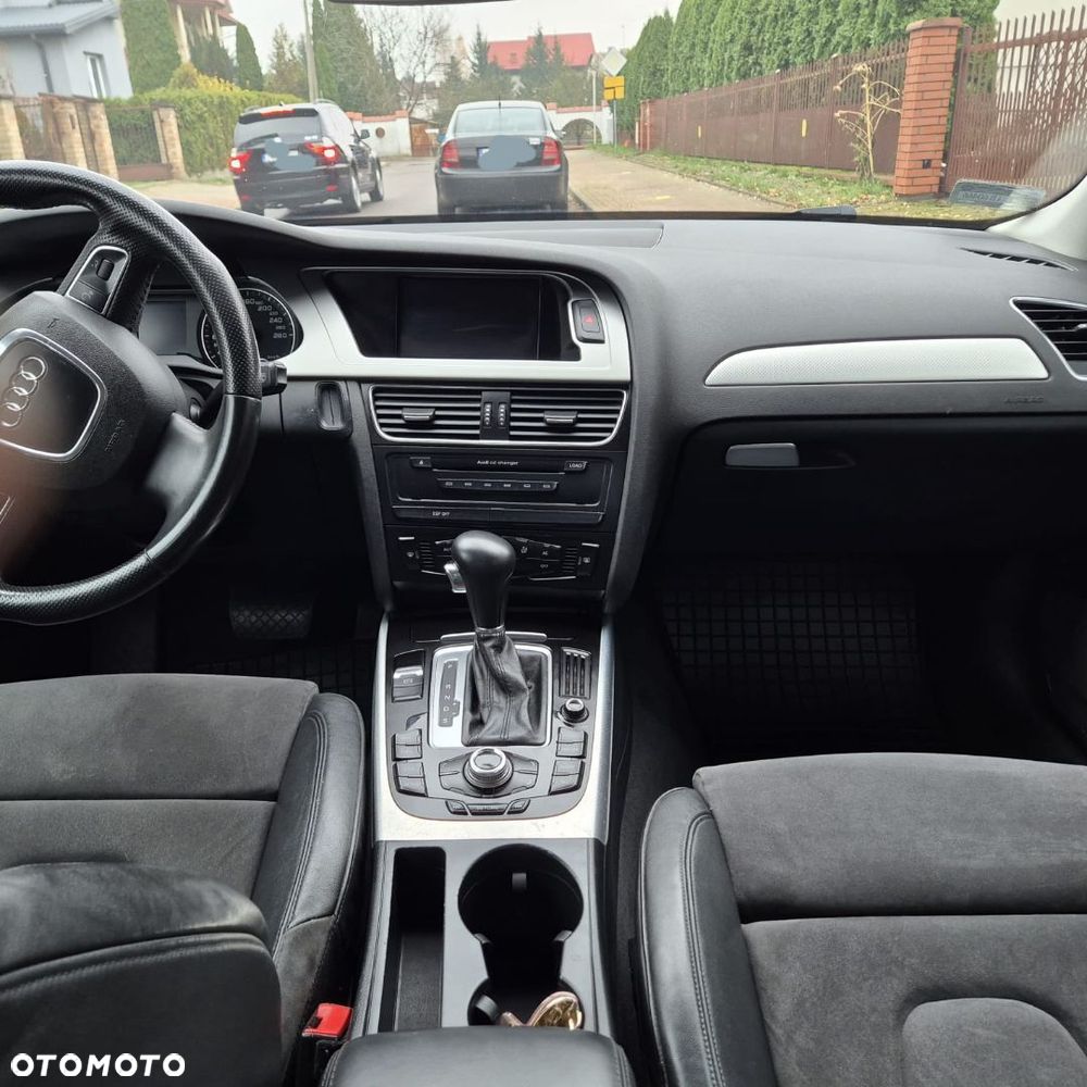 Audi A4 Limousine - 7