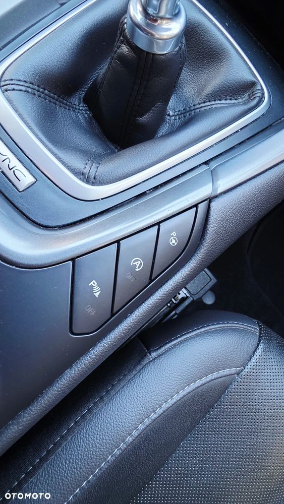 Ford Mondeo 2.0 TDCi Titanium - 21