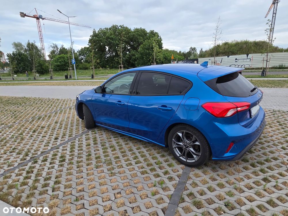 Ford Focus 1.5 EcoBoost ST-Line - 5