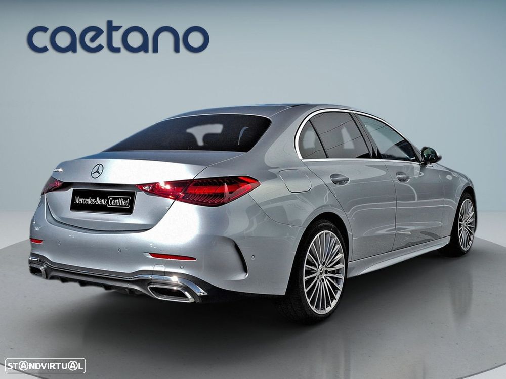 Mercedes-Benz C 300 de AMG Line - 8