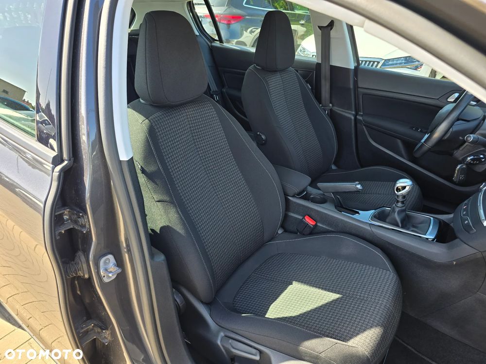 Peugeot 308 - 15