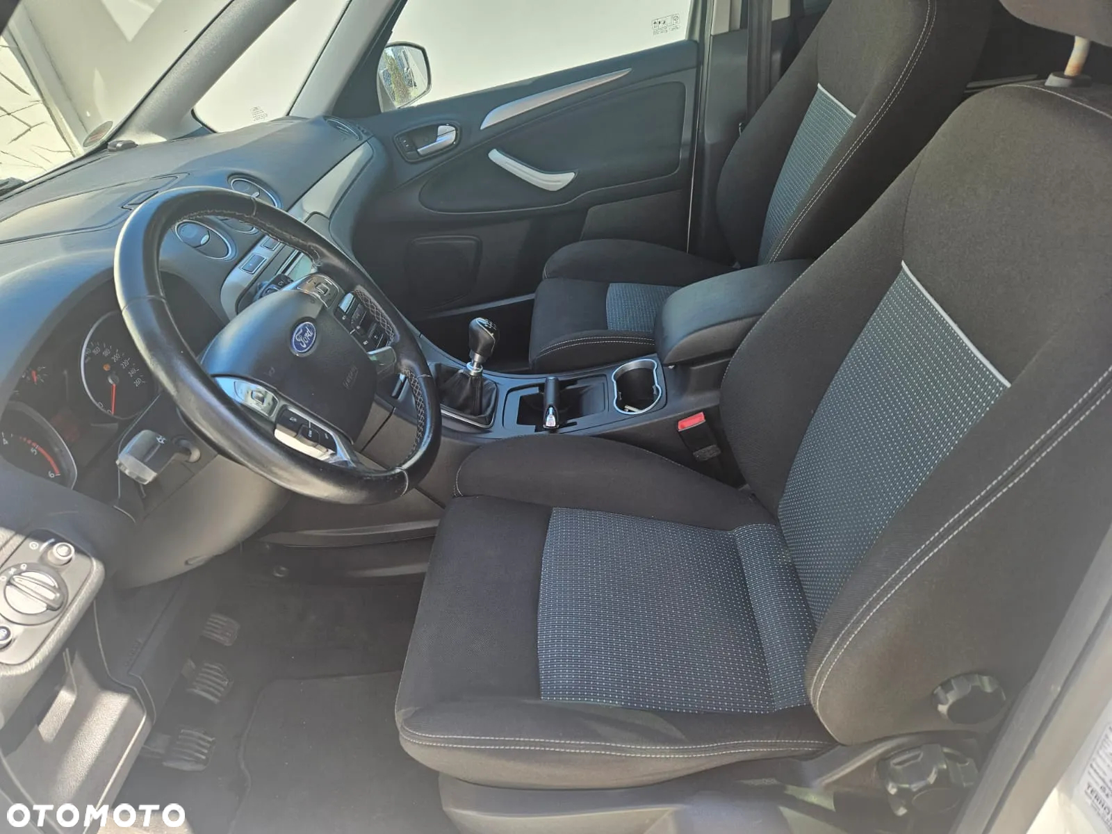 Ford S-Max - 6