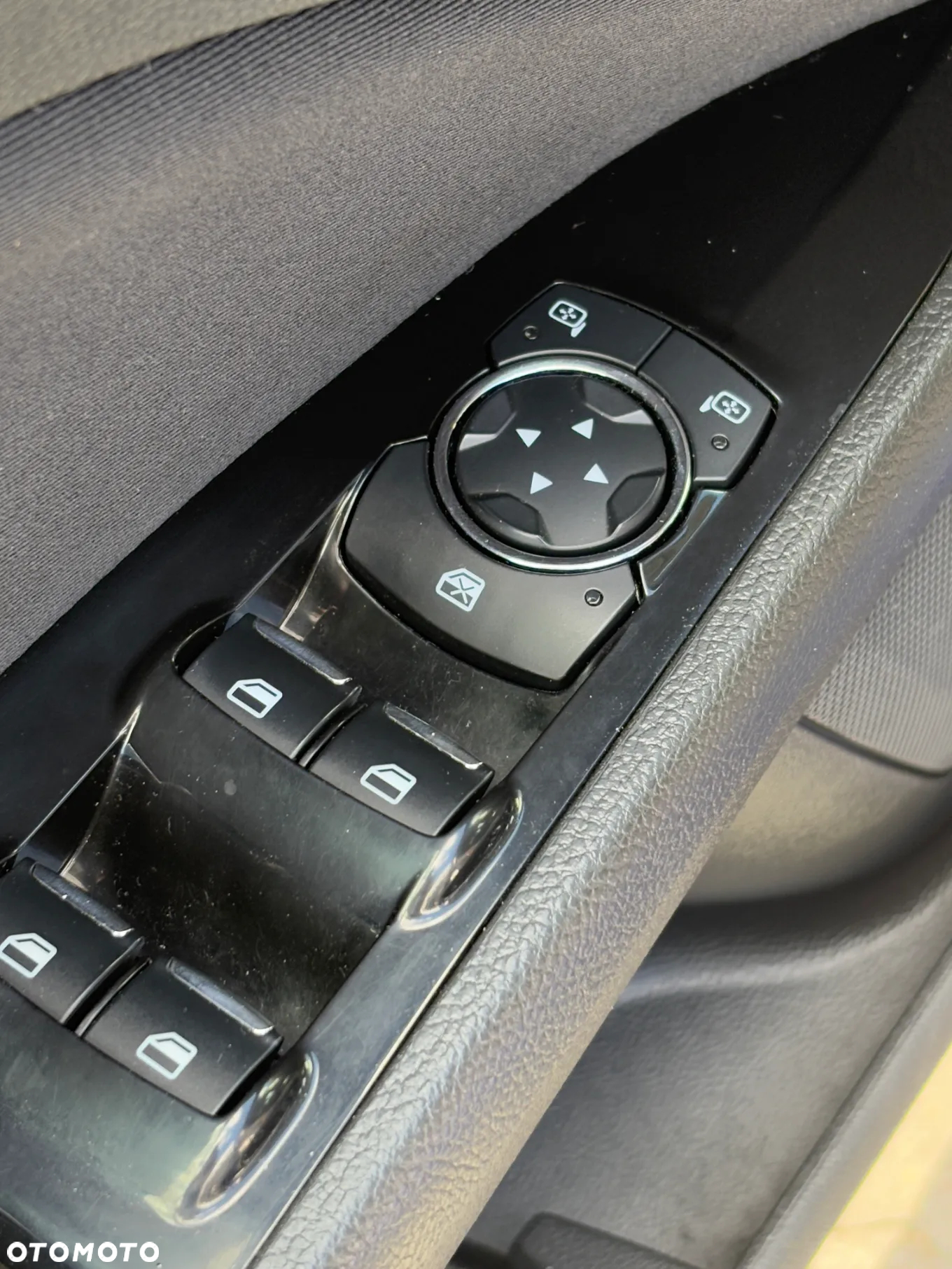 Ford Fusion - 13