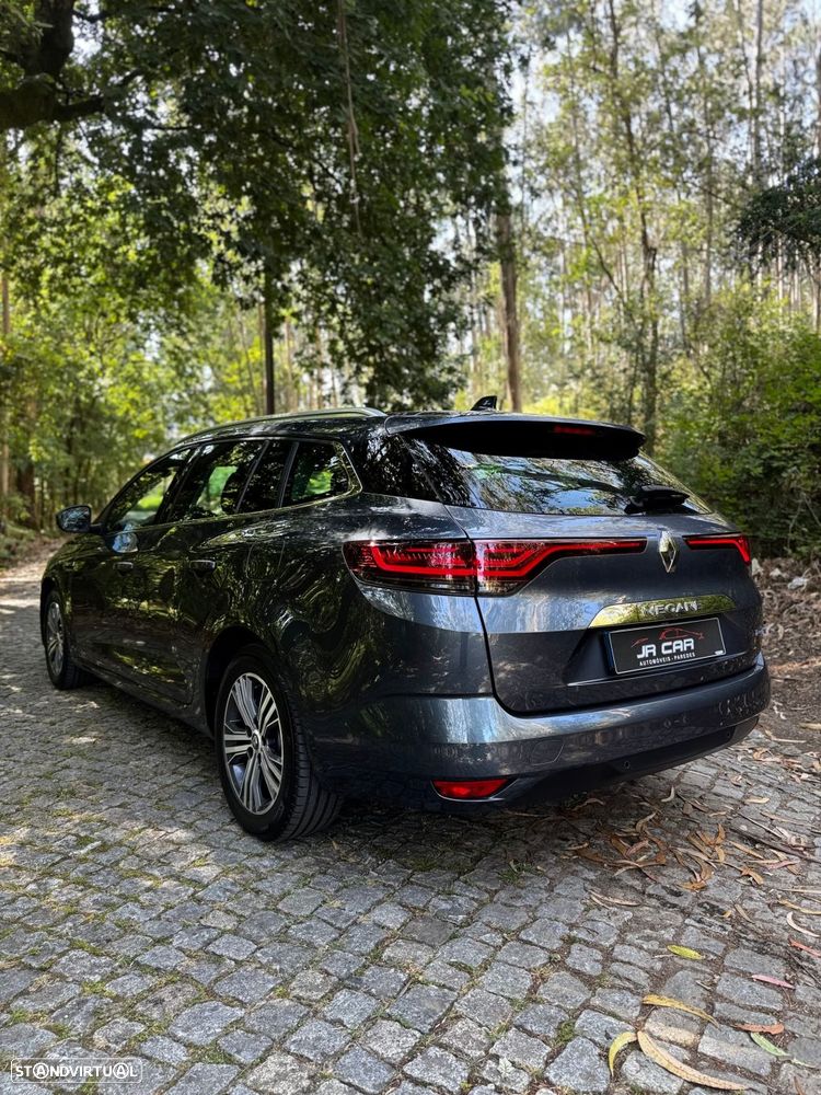 Renault Mégane Sport Tourer - 11