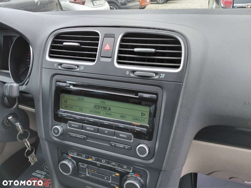 Volkswagen Golf - 15