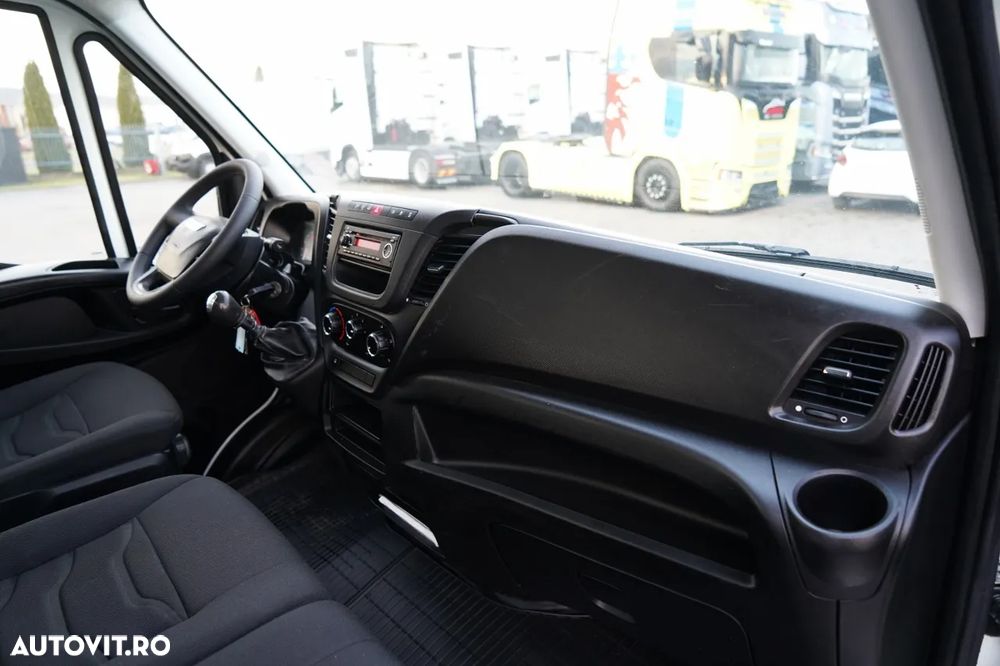 Iveco DAILY 35-130 / BASCULATOR SPATE / DUBLU / MANUAL - 31