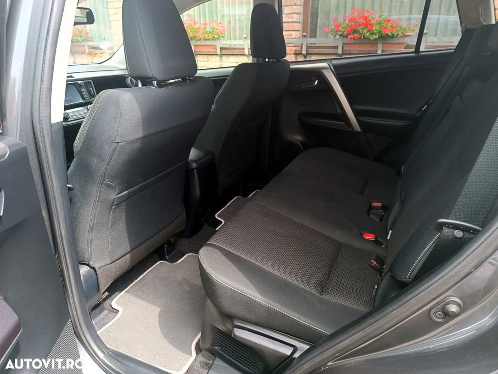 Toyota RAV4 2.5 VVT-i 4x2 Executive - 9