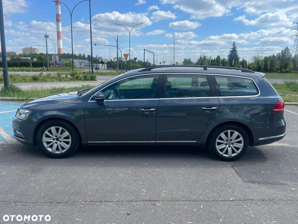 Volkswagen Passat 2.0 TDI Comfortline DSG - 5