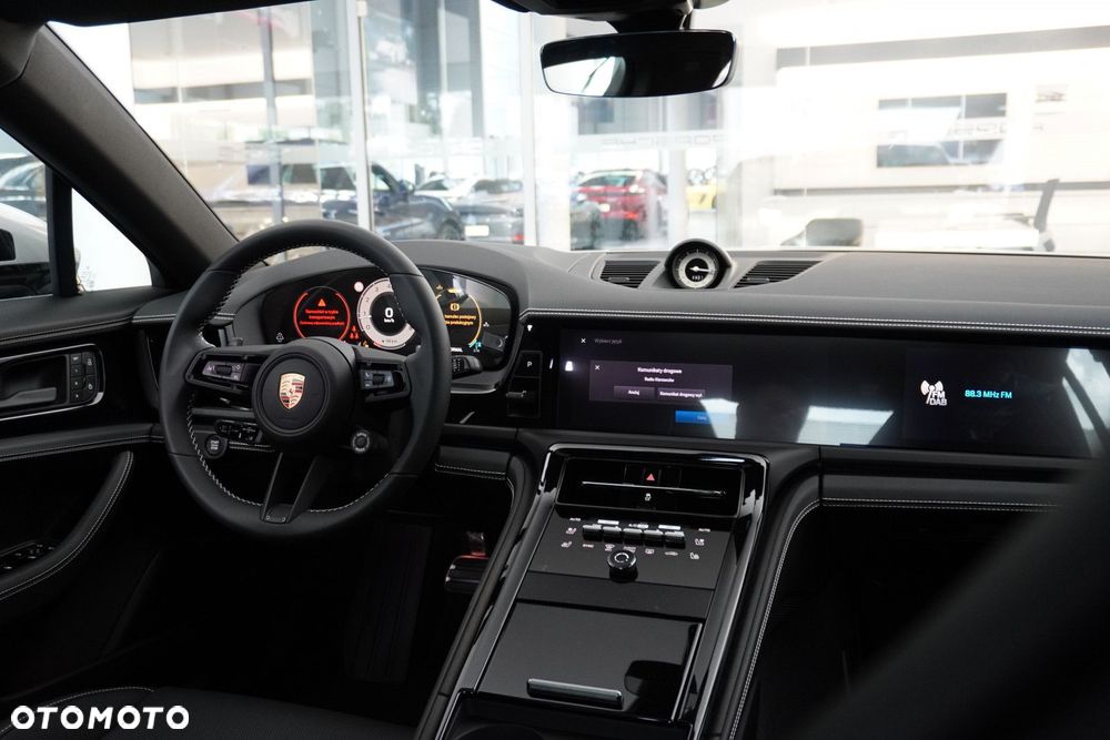 Porsche Panamera 4 - 13