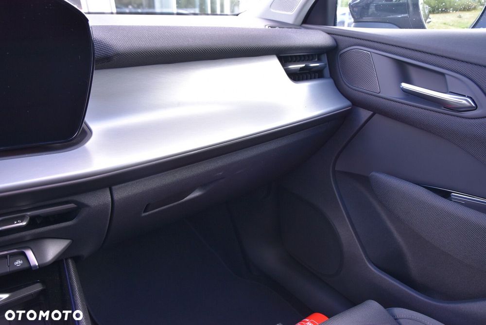 Audi Q3 Sportback - 16