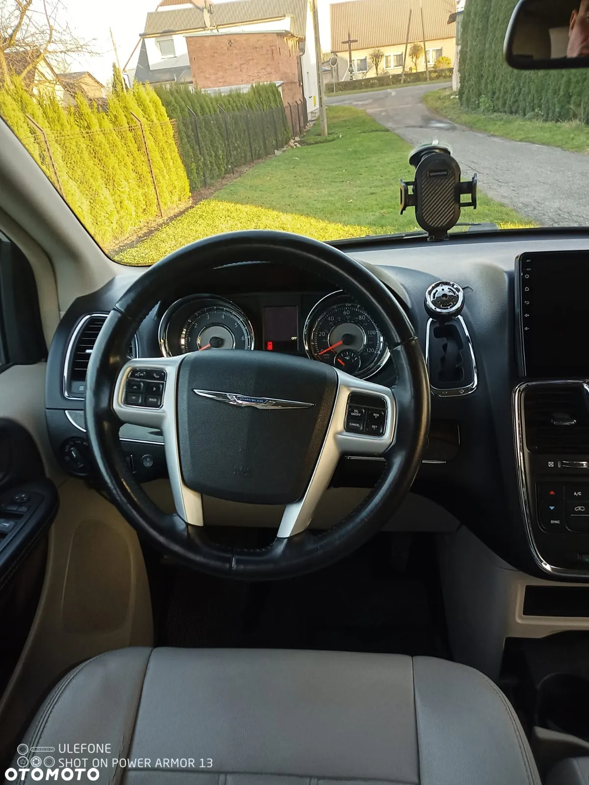 Chrysler Town & Country 3.6 Touring - 12