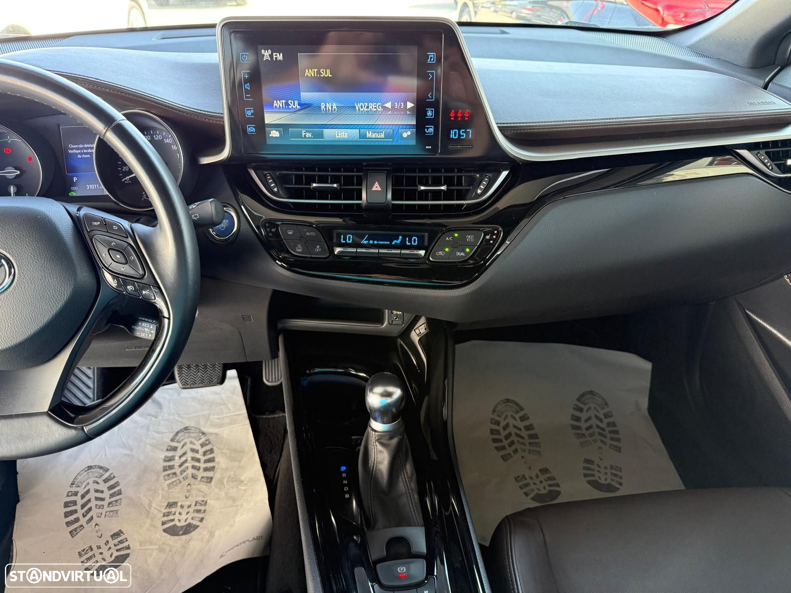 Toyota C-HR 1.8 Hybrid Exclusive+P.Luxury - 18